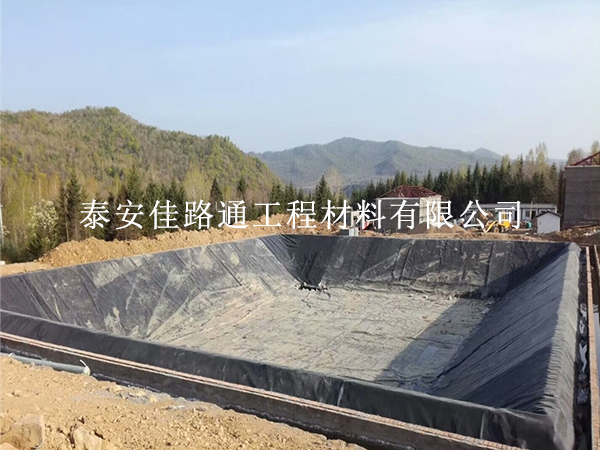 關(guān)注魚塘防滲膜施工須注意的事項(xiàng)問題